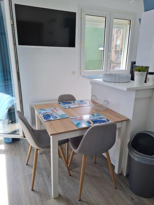 Trimaran Studio 10 Metres De La Plage Avec Balcon/Terrasse Mers-les-Bains Eksteriør bilde
